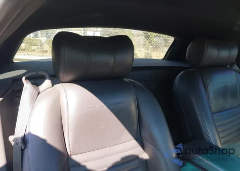 2002 Ford Thunderbird z USA, uszkodzony, nr VIN 1FAHP60A22Y114313